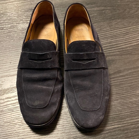 🍍HUGO BOSS SUEDE 🍍SIZE 6🍍NAVY🍍 - Picture 1 of 5